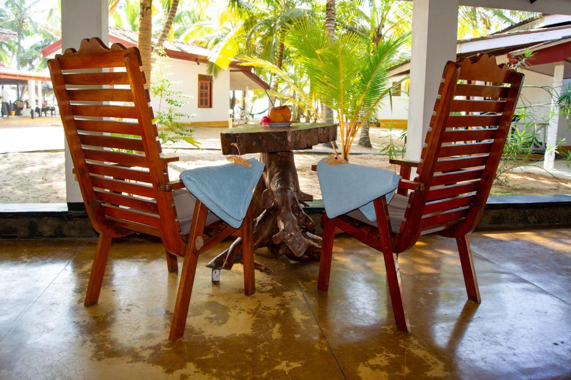 Ibisbird Beach Bungalows, Sport, Spa And Restaurant 탕갈레 외부 사진