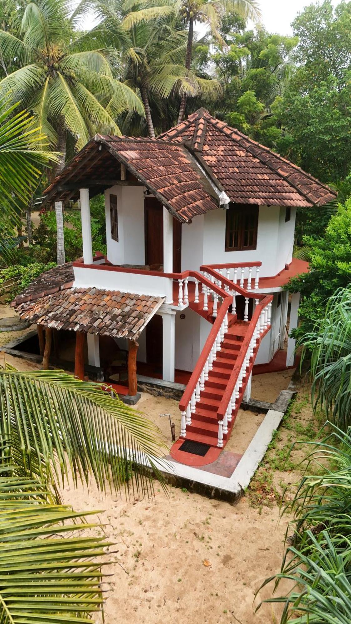 Ibisbird Beach Bungalows, Sport, Spa And Restaurant 탕갈레 외부 사진